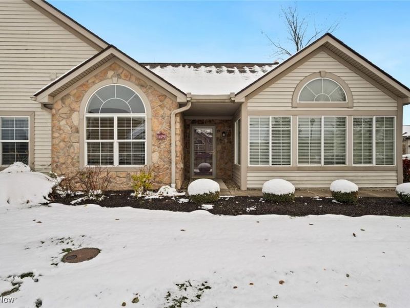 1409 Newman Drive, Brunswick Hills, OH 44212 Photo 6