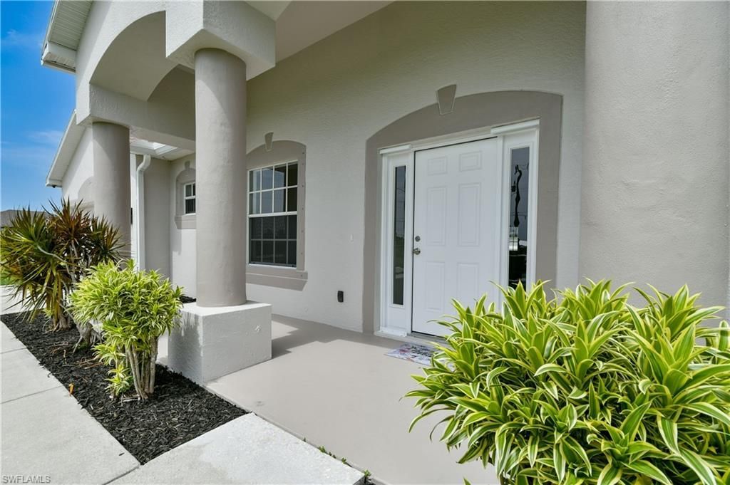 2032 NW 2nd Pl, Cape Coral, FL 33993 Photo