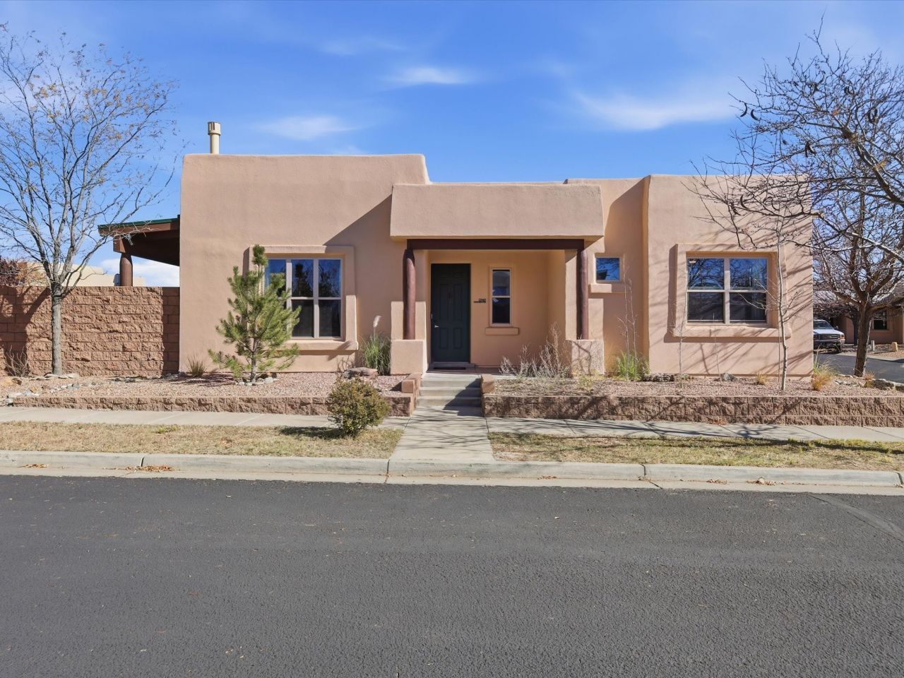1 Whitewater Court, Santa Fe, NM 87508 Main Photo