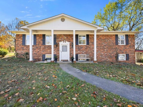 150 Royal Oaks Drive, Cleveland, TN 37323