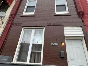 2537 W MONTGOMERY AVENUE, PHILADELPHIA, PA 19121