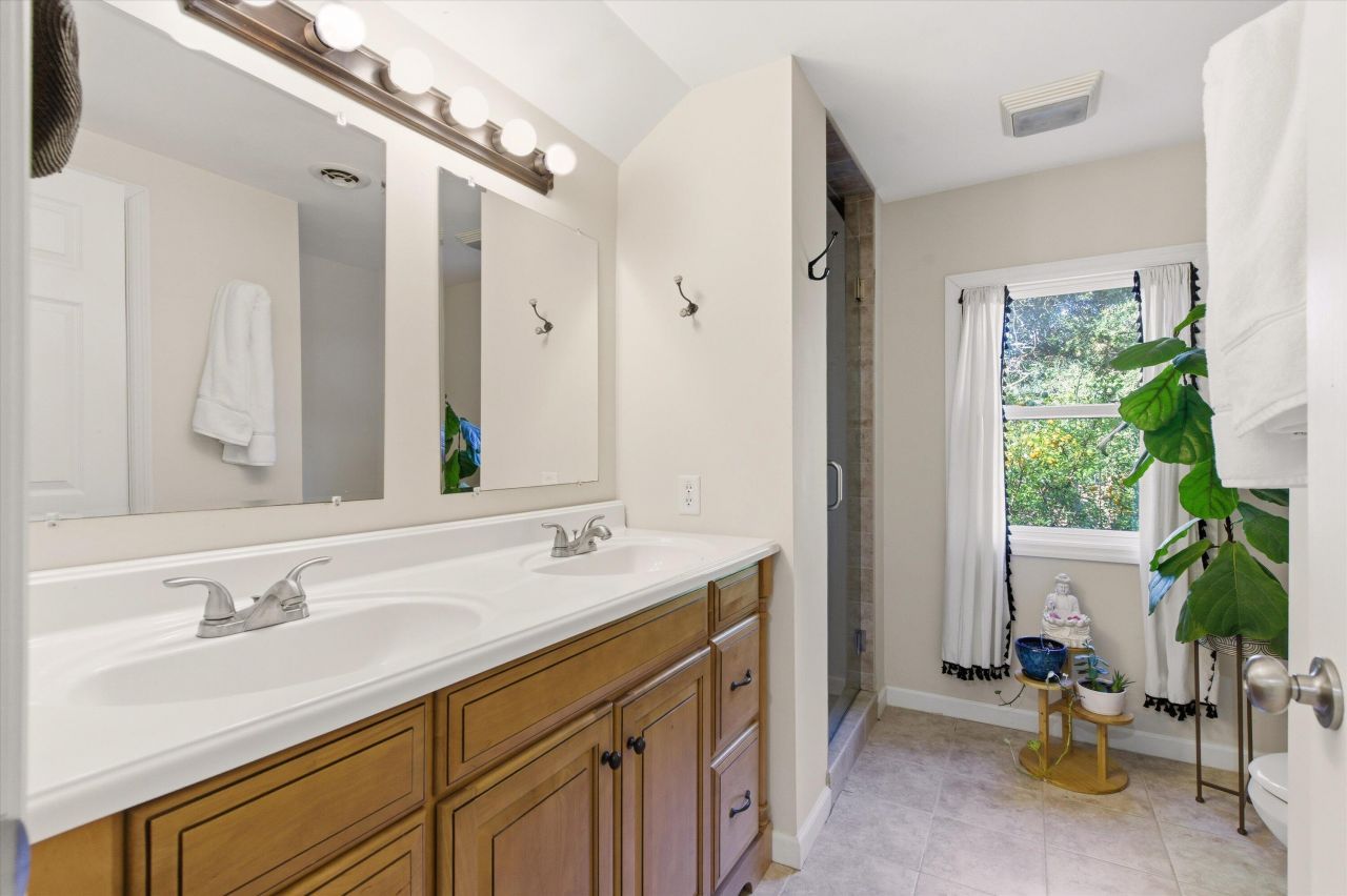 1228 Ravenel Drive Photo 20