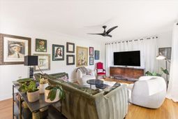 1228 Ravenel Drive photo 4