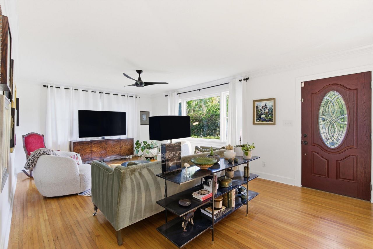 1228 Ravenel Drive Photo 7