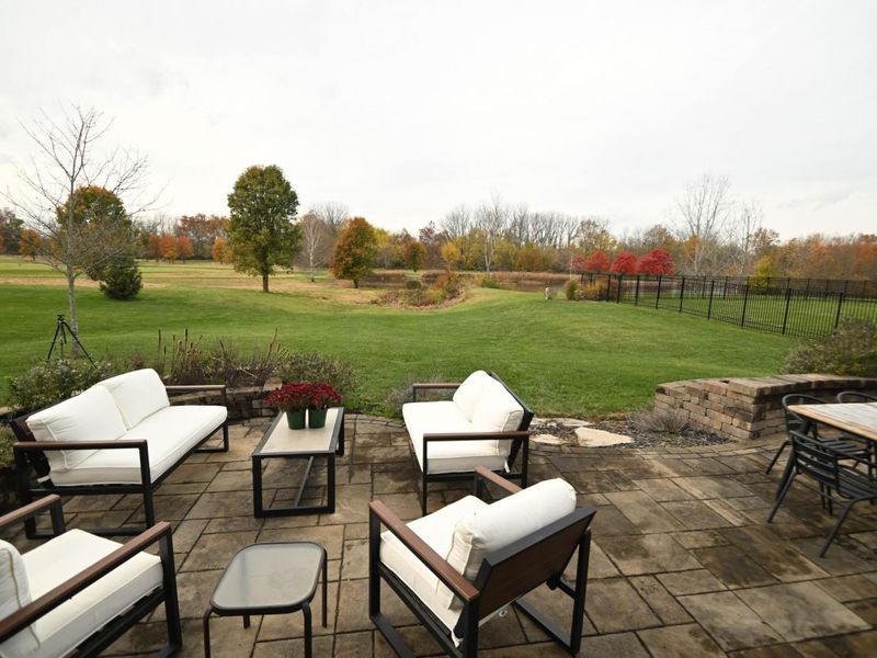 6188 Dietz Drive, Canal Winchester, OH 43110 Photo 9