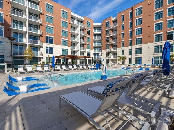 4425 Sharon Road, Unit 2F, Charlotte, NC 28211