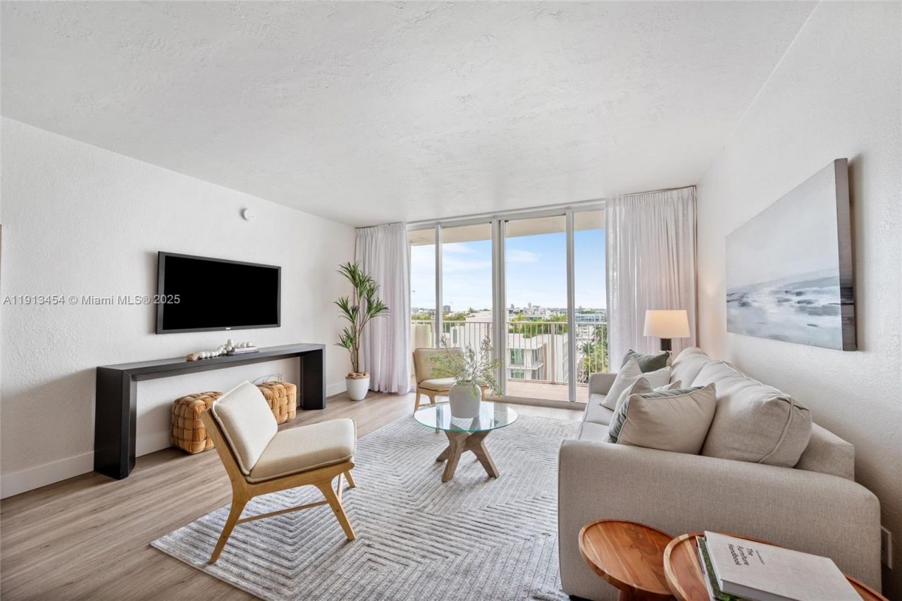 10350 W Bay Harbor Dr, Unit 10K, Bay Harbor Islands, FL 33154 Photo