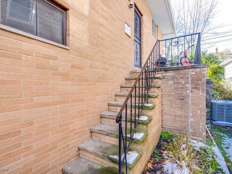 4864 E 94th Street, Garfield Heights, OH 44125 Photo 28