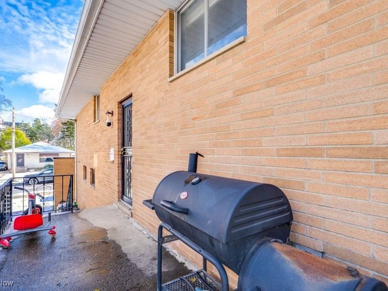 4864 E 94th Street, Garfield Heights, OH 44125 Photo 29