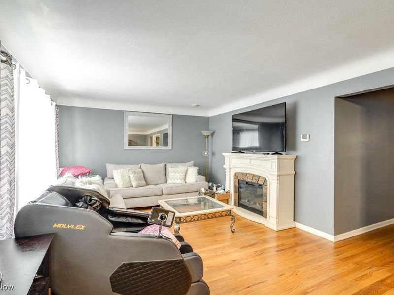 4864 E 94th Street, Garfield Heights, OH 44125 Photo 3