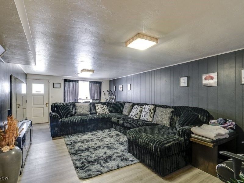 4864 E 94th Street, Garfield Heights, OH 44125 Photo 6