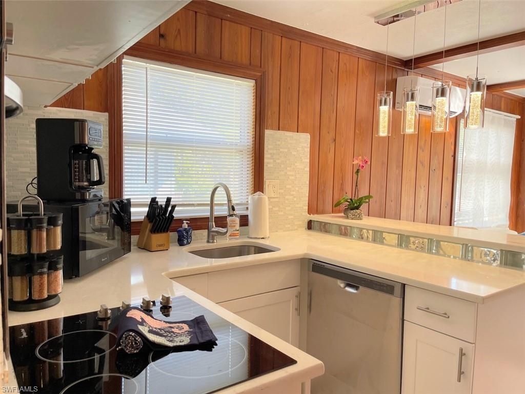 317 Nature View Ct, Unit 3, Fort Myers Beach, FL 33931 Photo
