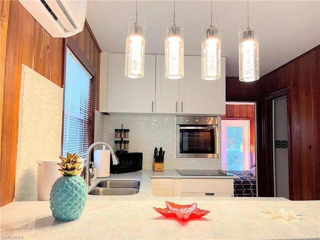 317 Nature View Ct, Unit 3, Fort Myers Beach, FL 33931 Photo