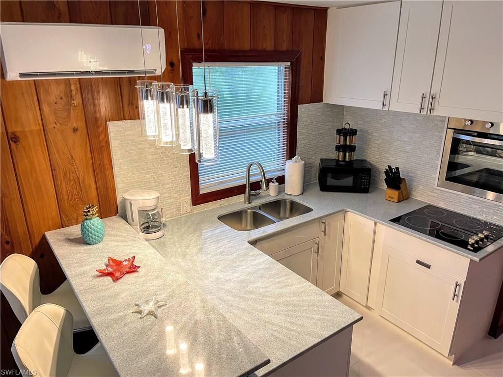 317 Nature View Ct, Unit 3, Fort Myers Beach, FL 33931 Photo