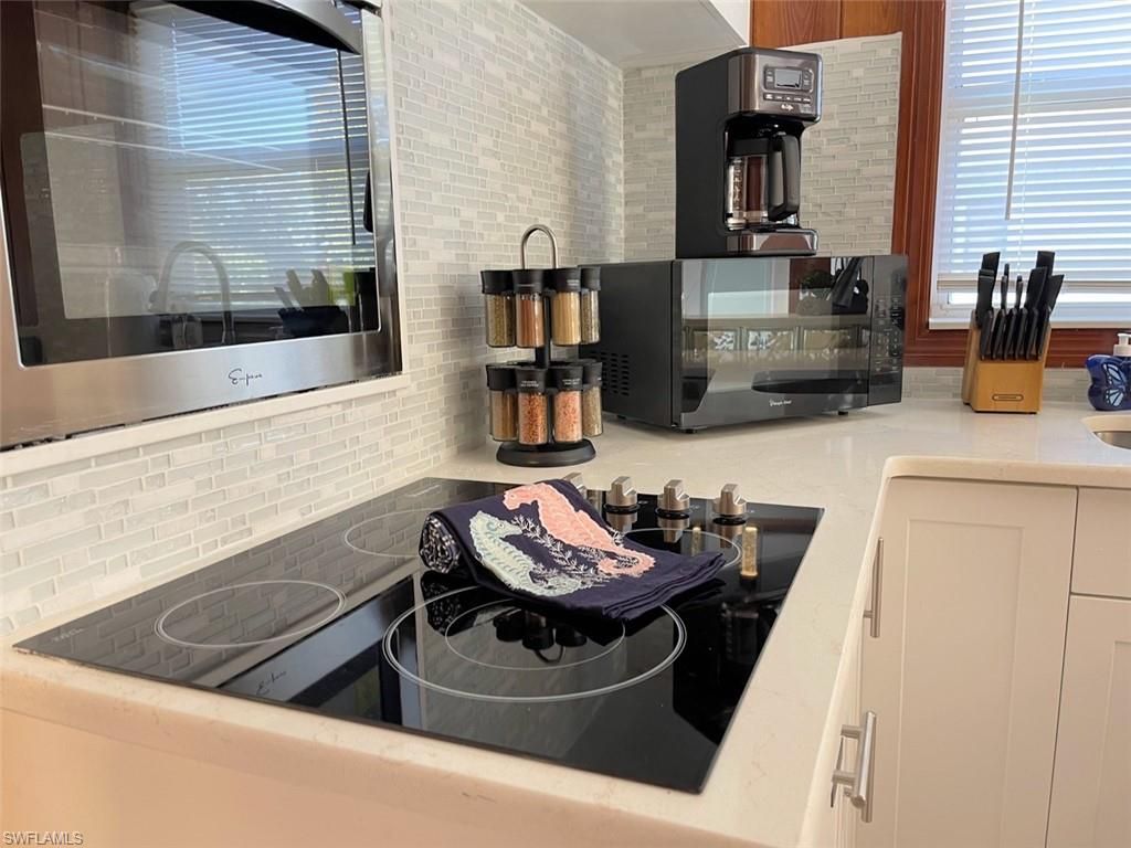 317 Nature View Ct, Unit 3, Fort Myers Beach, FL 33931 Photo