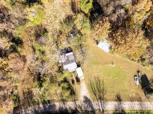 8069 OLD STAGE RD, Adamsville, TN 38310