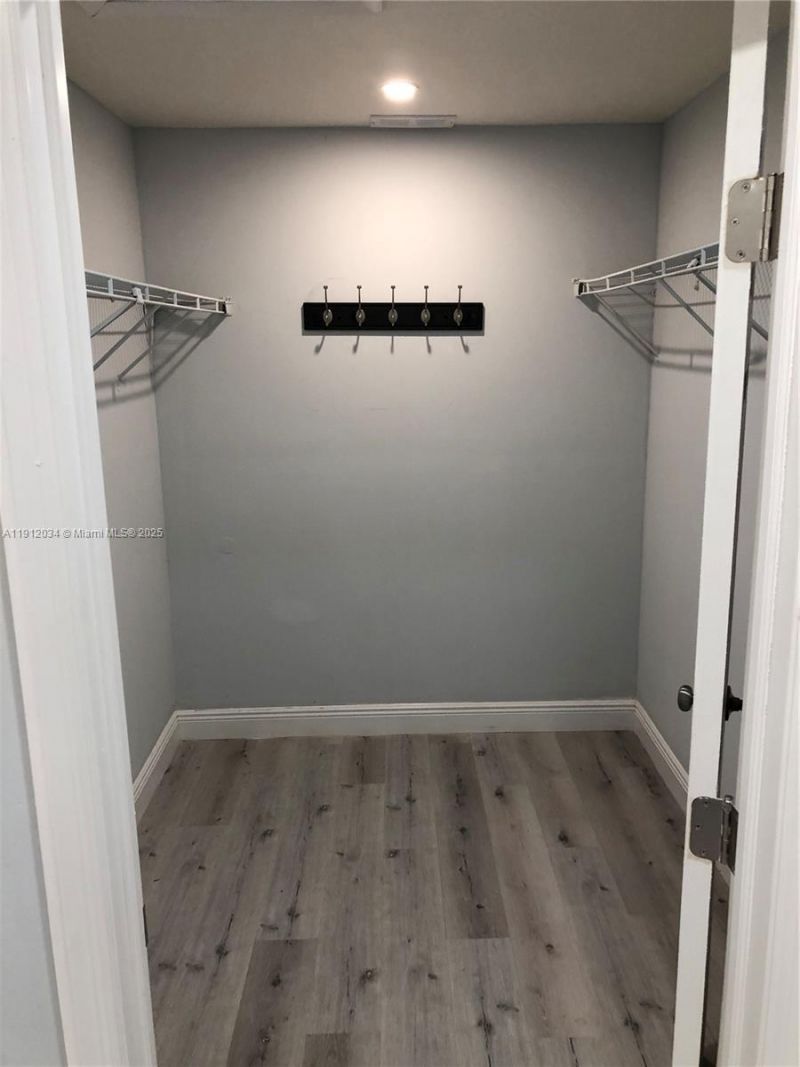 1418 NW 11th St, Fort Lauderdale, FL 33311 Photo