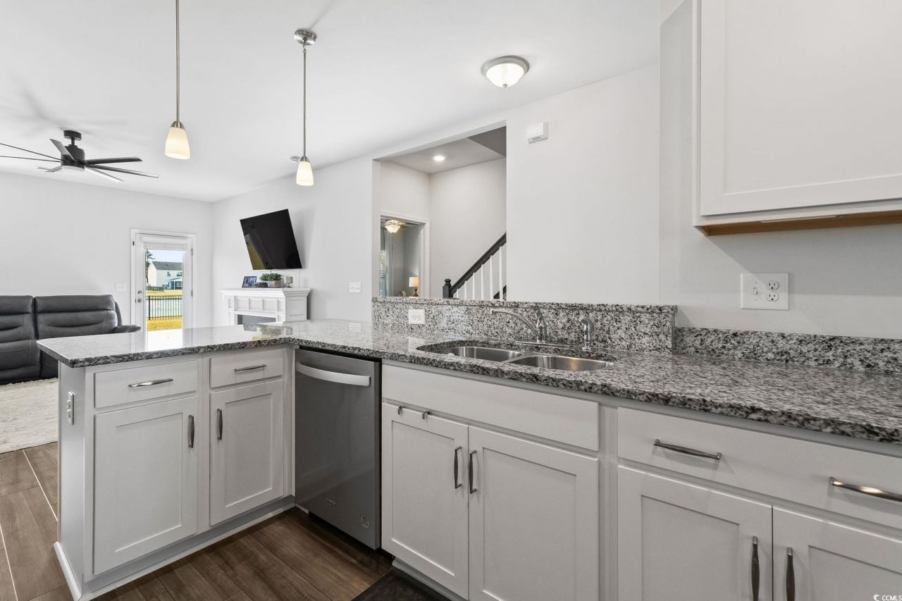 804 Lambeth Ln. Photo 9