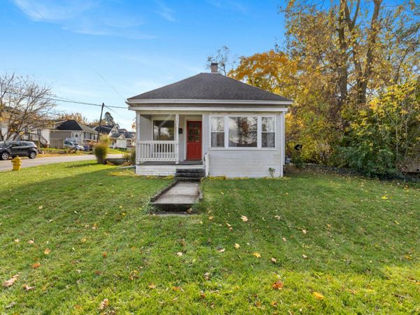 536 Wright Street NE, Grand Rapids, MI 49505