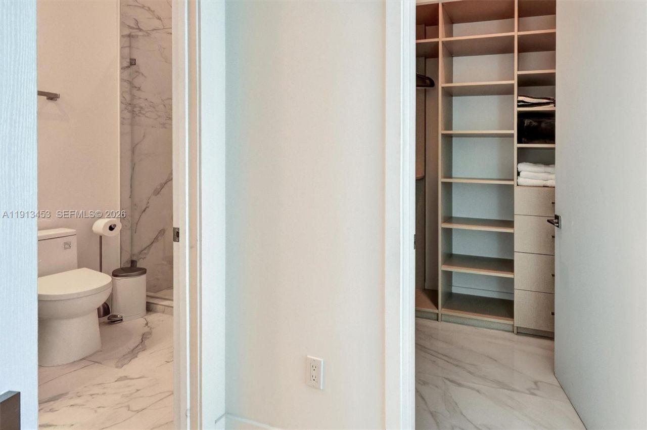 17550 Collins Ave, Unit PH2, Sunny Isles Beach, FL 33160 Photo