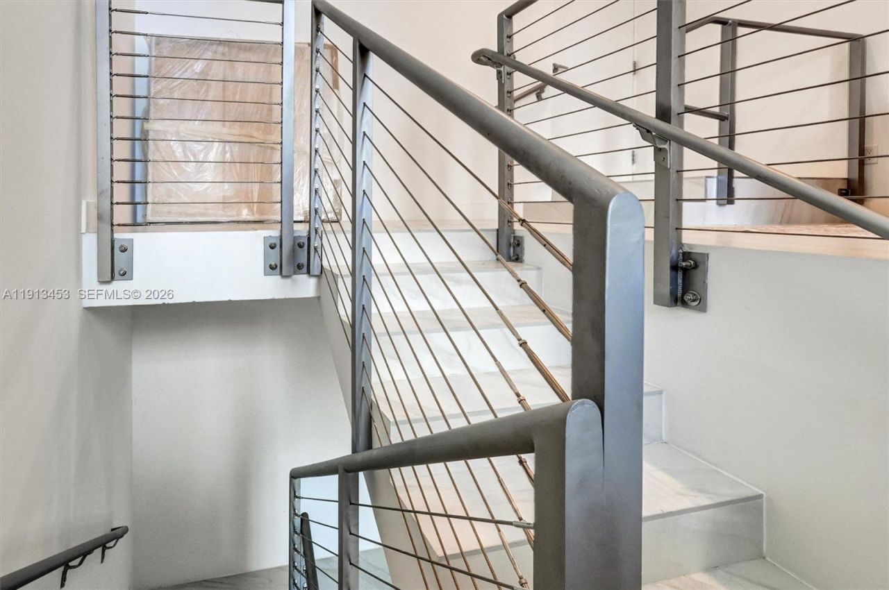 17550 Collins Ave, Unit PH2, Sunny Isles Beach, FL 33160 Photo