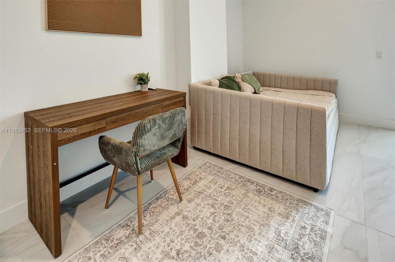 17550 Collins Ave, Unit PH2, Sunny Isles Beach, FL 33160 Photo