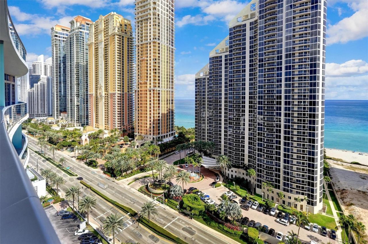 17550 Collins Ave, Unit PH2, Sunny Isles Beach, FL 33160 Photo