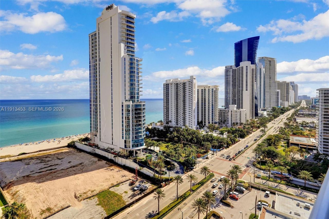 17550 Collins Ave, Unit PH2, Sunny Isles Beach, FL 33160 Photo