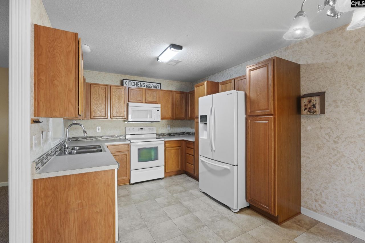 248 Hunters Mill Drive Photo 8