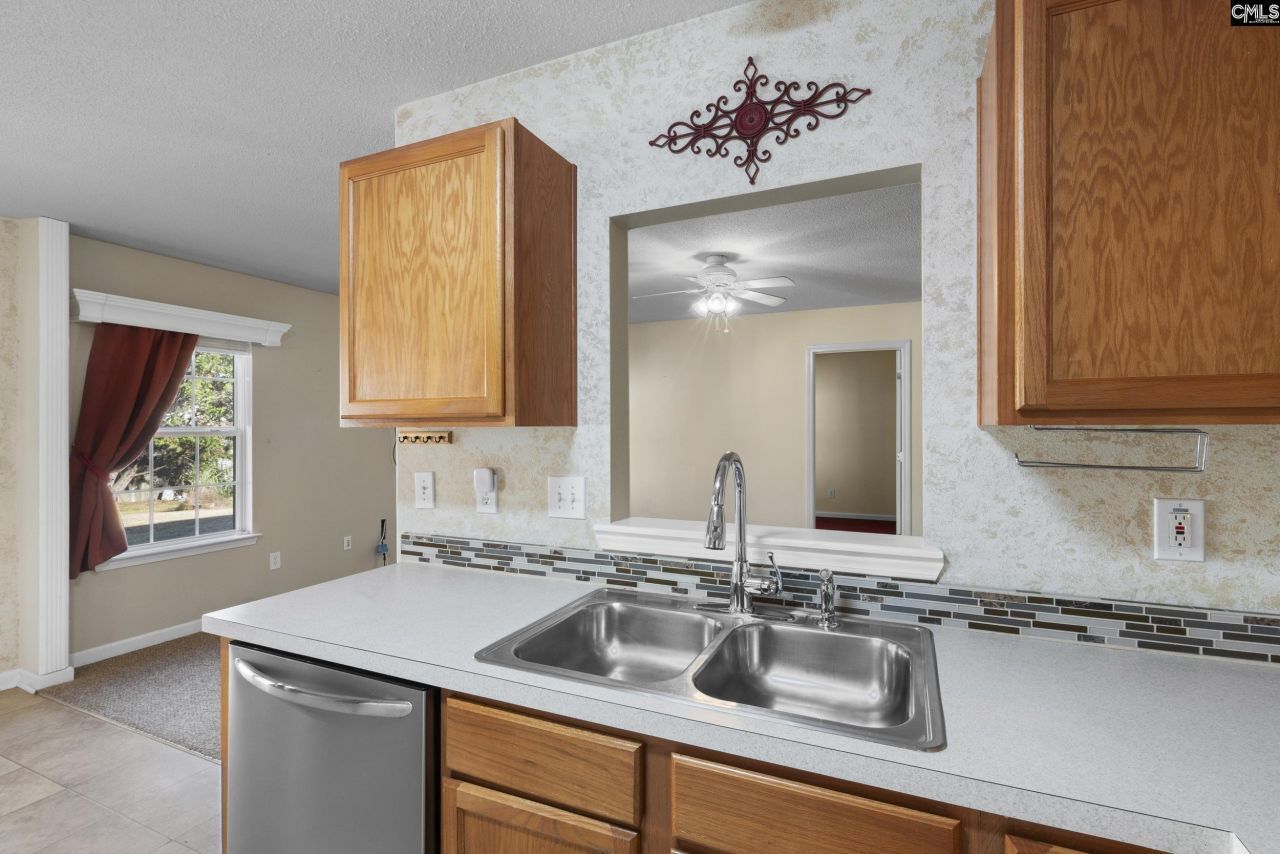 248 Hunters Mill Drive Photo 9