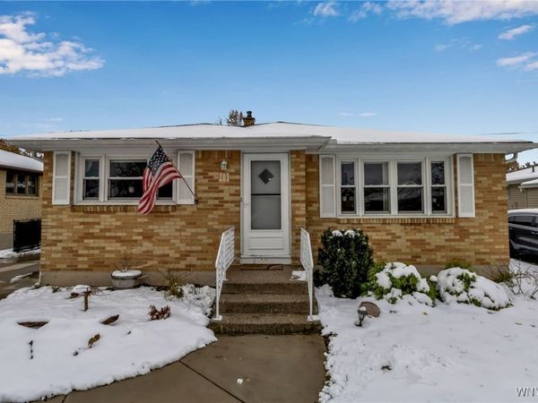 203 Lydia Lane, Cheektowaga, NY 14225