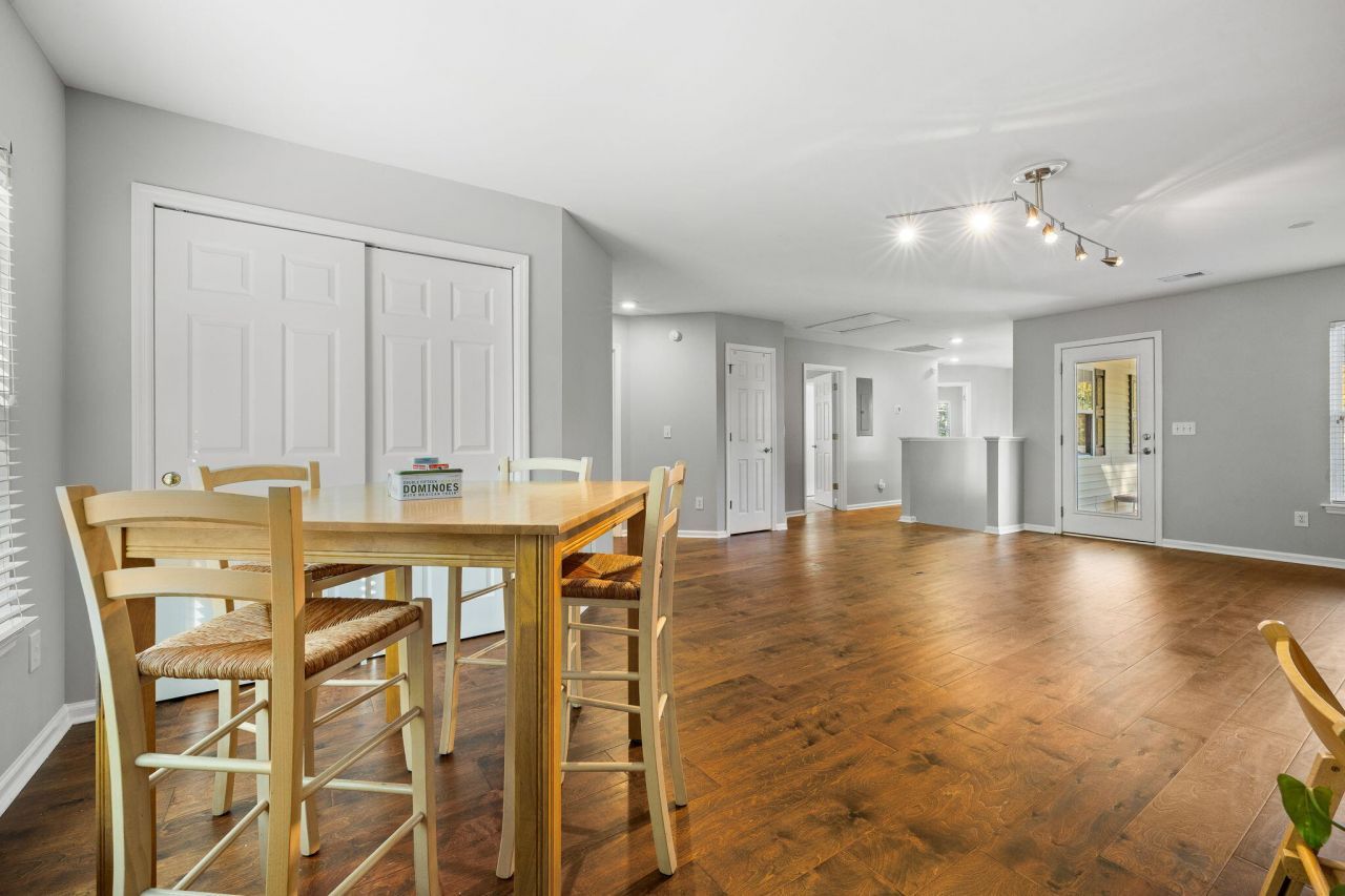 3269 Beaconsfield Road Photo 29