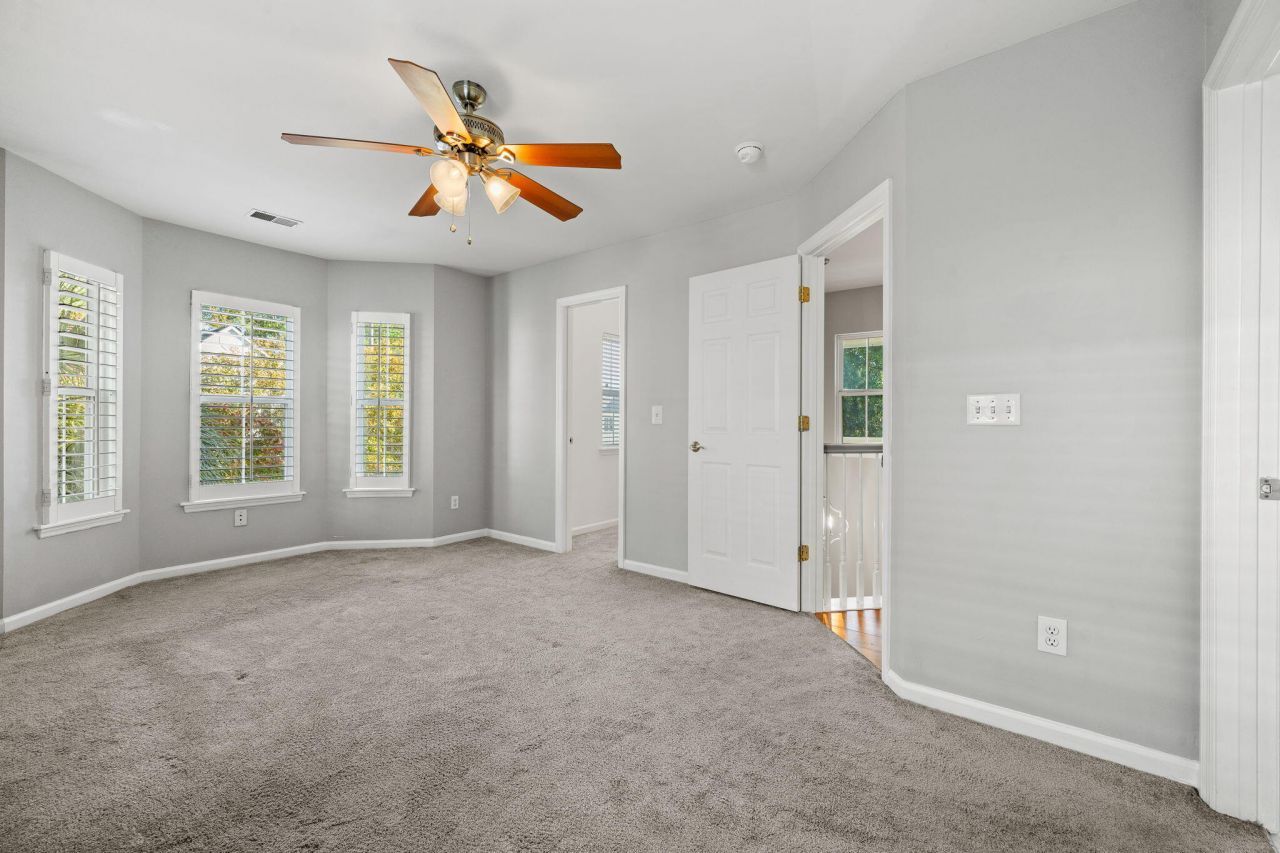 3269 Beaconsfield Road Photo 30