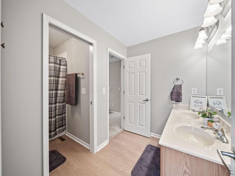 7601 Overland Trail, Delaware, OH 43015 Photo 57