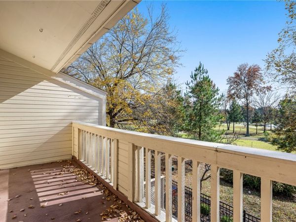 2607 E Joyce Boulevard, Fayetteville, AR 72703