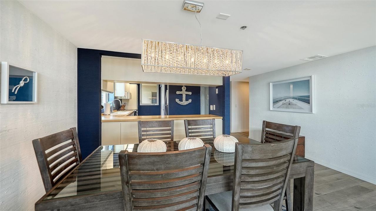 1115 Gulf Of Mexico Drive, Unit 401, Longboat Key, FL 34228 Photo