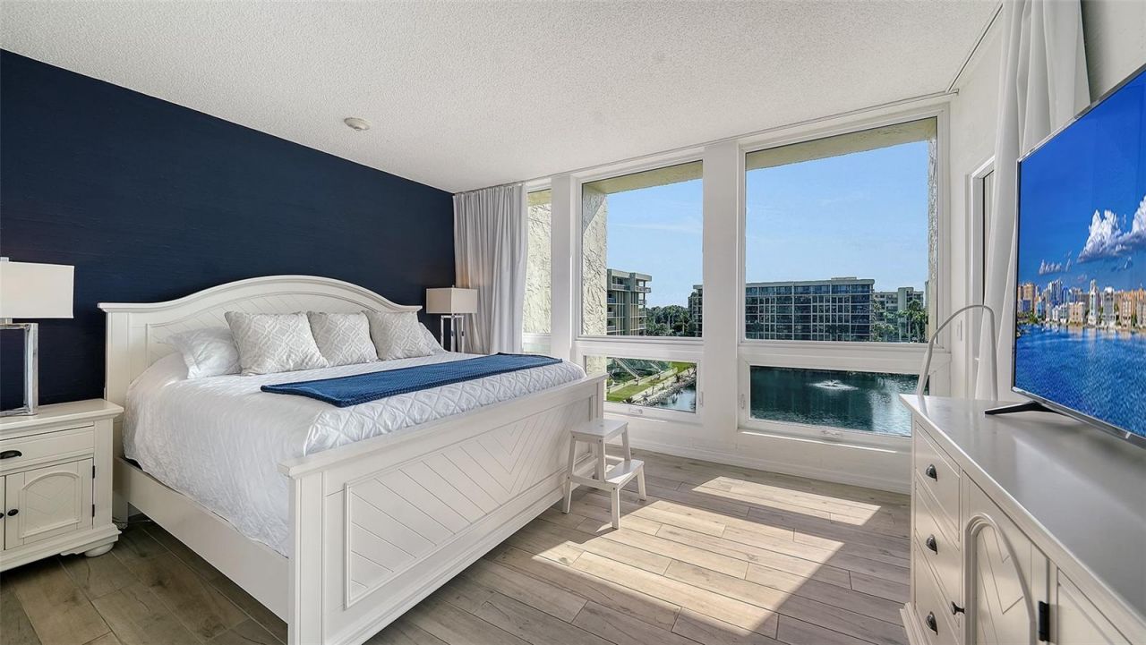 1115 Gulf Of Mexico Drive, Unit 401, Longboat Key, FL 34228 Photo