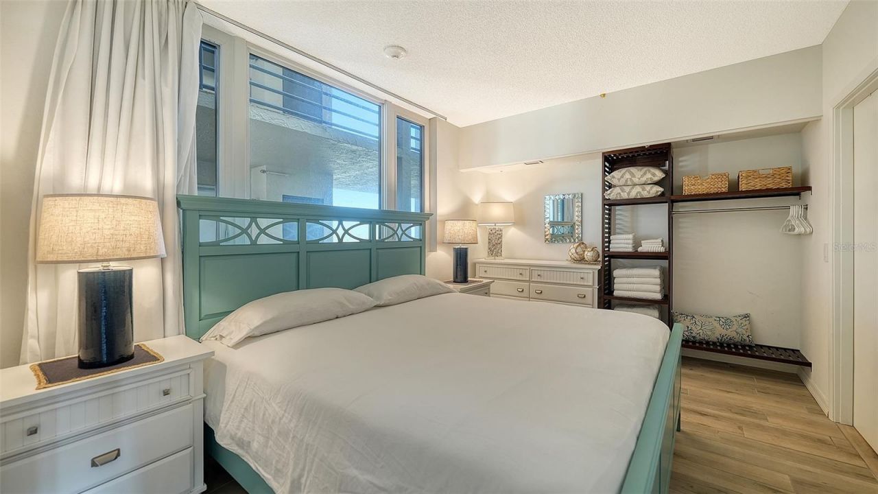 1115 Gulf Of Mexico Drive, Unit 401, Longboat Key, FL 34228 Photo