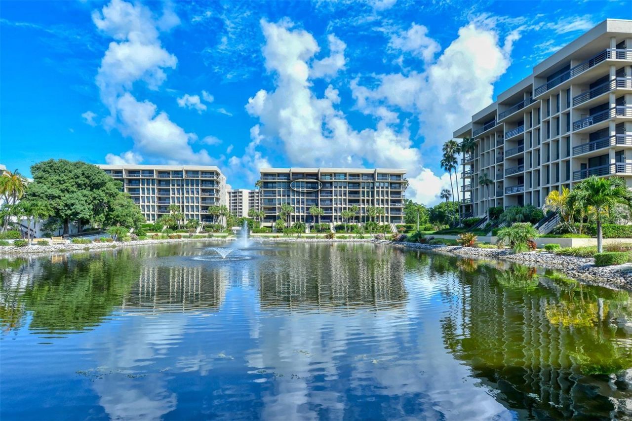1115 Gulf Of Mexico Drive, Unit 401, Longboat Key, FL 34228 Photo