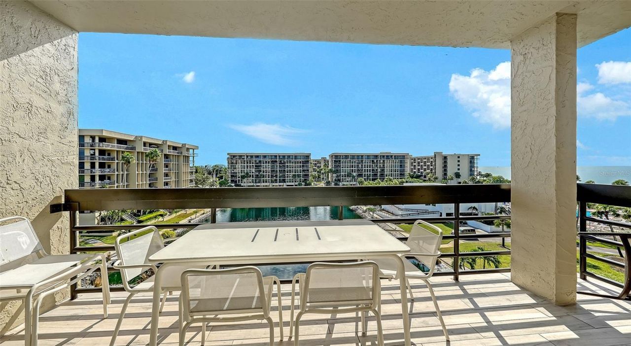 1115 Gulf Of Mexico Drive, Unit 401, Longboat Key, FL 34228 Photo