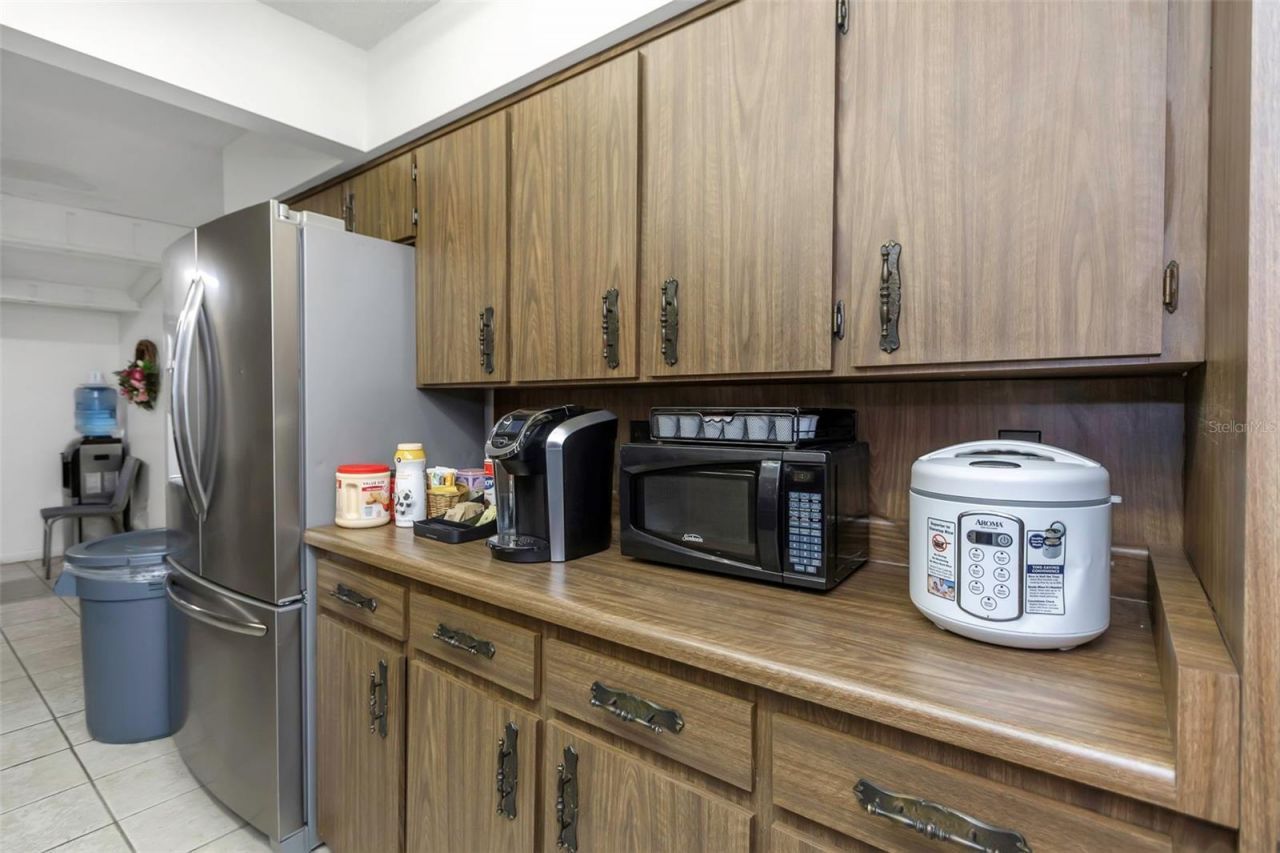 17515 Lakeshore Road, Lutz, FL 33558 Photo