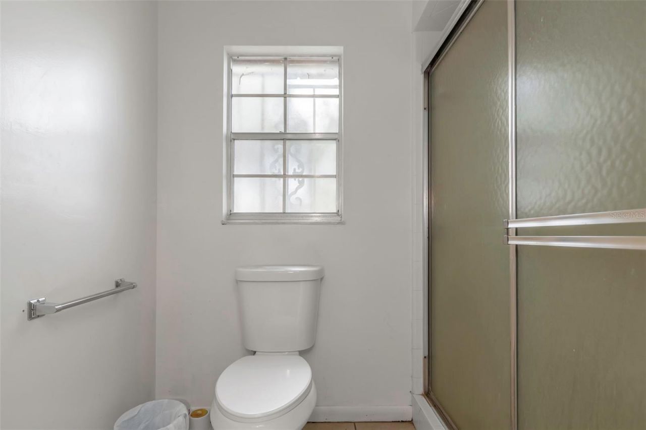 17515 Lakeshore Road, Lutz, FL 33558 Photo