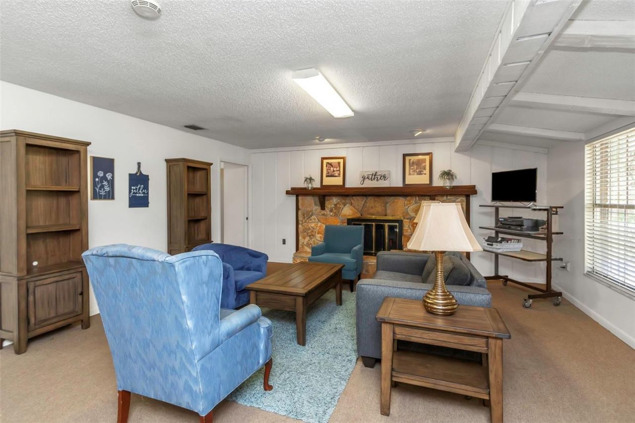 17515 Lakeshore Road, Lutz, FL 33558 Photo