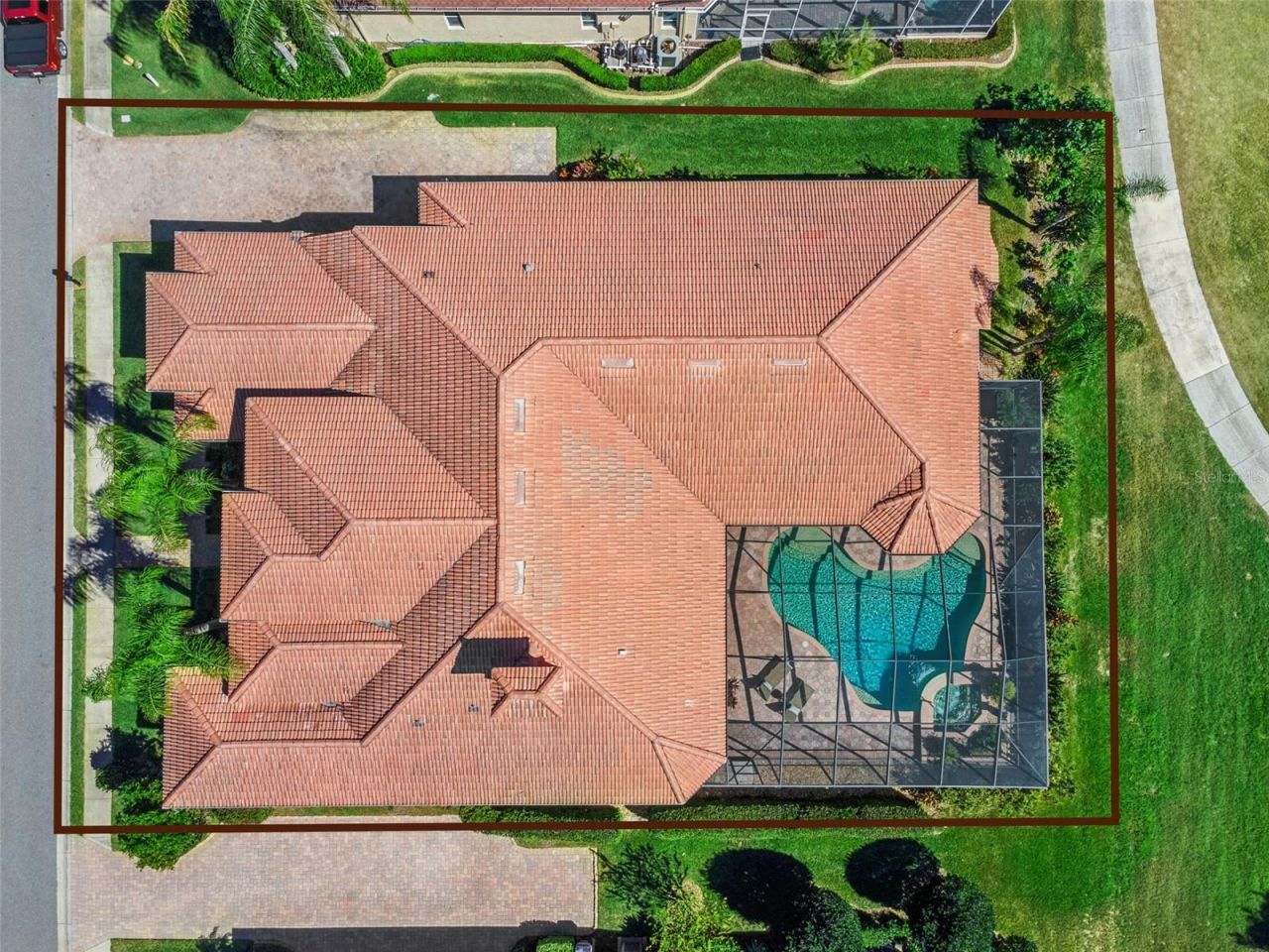 685 Whisper Woods Drive, Lakeland, FL 33813 Photo