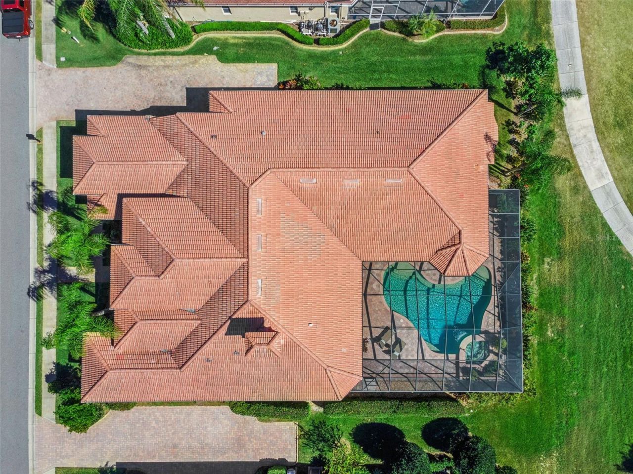 685 Whisper Woods Drive, Lakeland, FL 33813 Photo