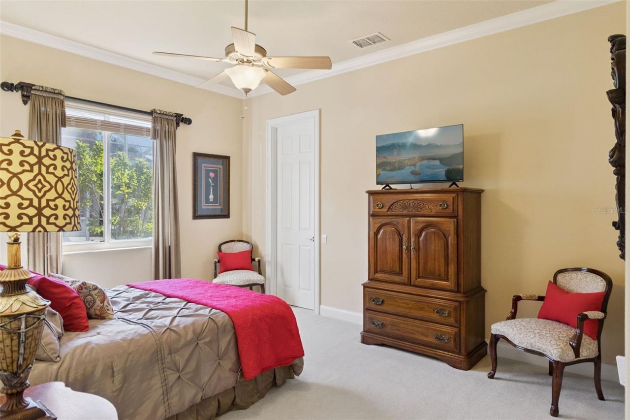 685 Whisper Woods Drive, Lakeland, FL 33813 Photo