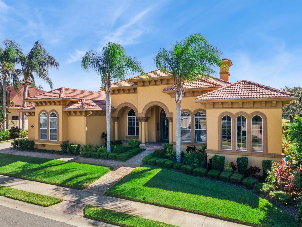 685 Whisper Woods Drive, Lakeland, FL 33813 Photo