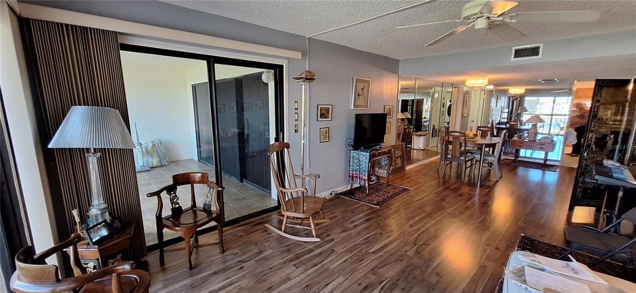 7907 Sailboat Key Boulevard S, Unit 205, South Pasadena, FL 33707 Photo