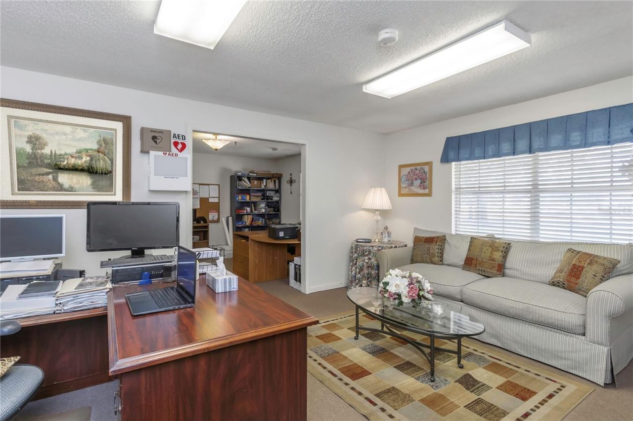 17515 Lakeshore Road, Lutz, FL 33558 Photo