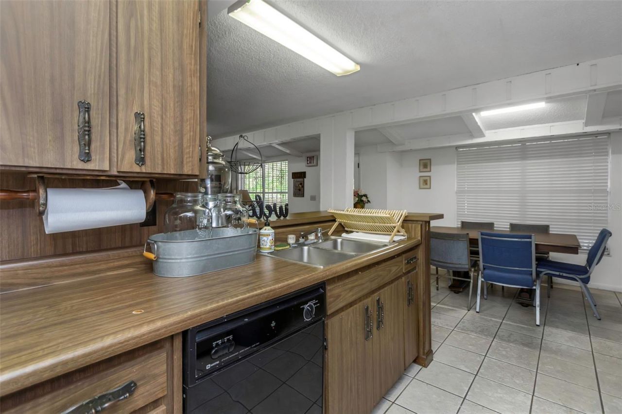 17515 Lakeshore Road, Lutz, FL 33558 Photo